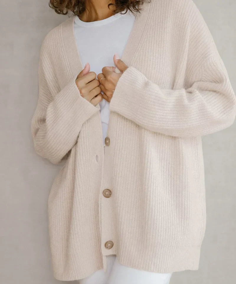 Oversized Knit Button-Up Cardigan | Soft & Relaxed | Versatile Layers