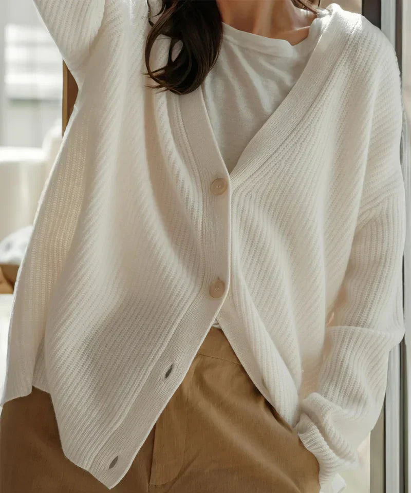 Oversized Knit Button-Up Cardigan | Soft & Relaxed | Versatile Layers