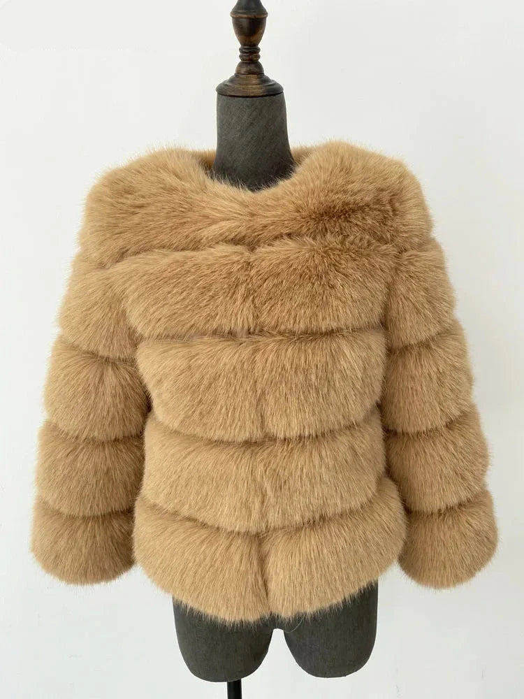 Faux Fur Jacket | Elegant Layered Design | Warm and Sophisticated