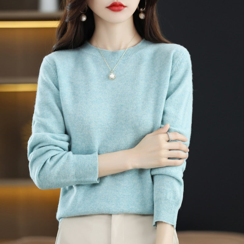 Classic Cashmere Sweater | Soft &amp; Elegant | Perfect for Every Occasion