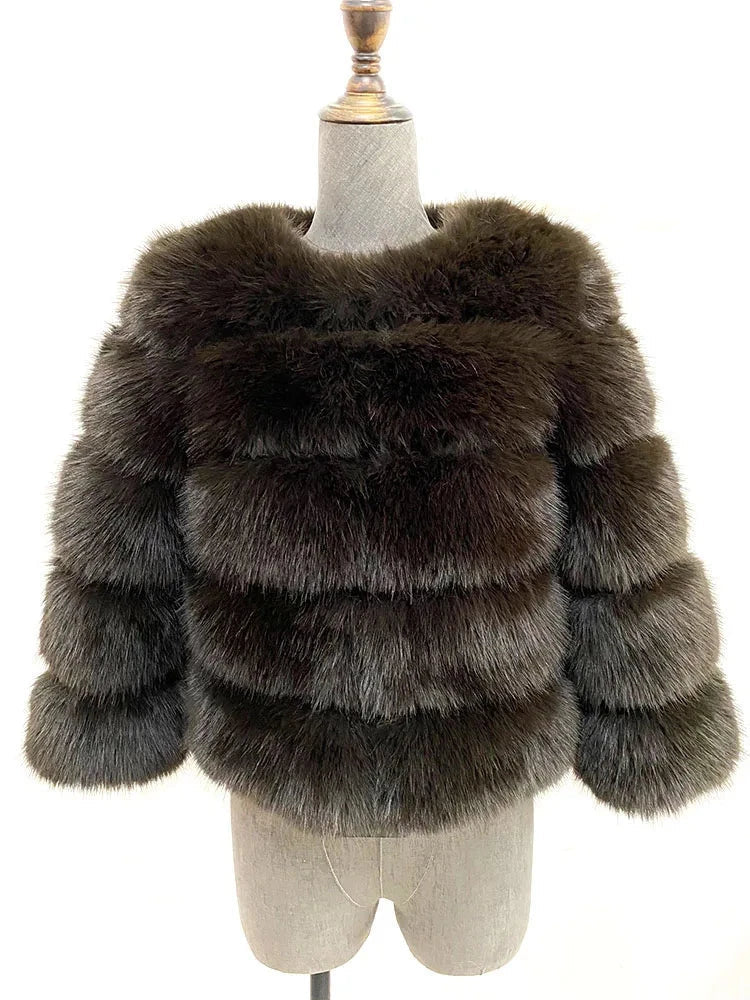 Faux Fur Jacket | Elegant Layered Design | Warm and Sophisticated