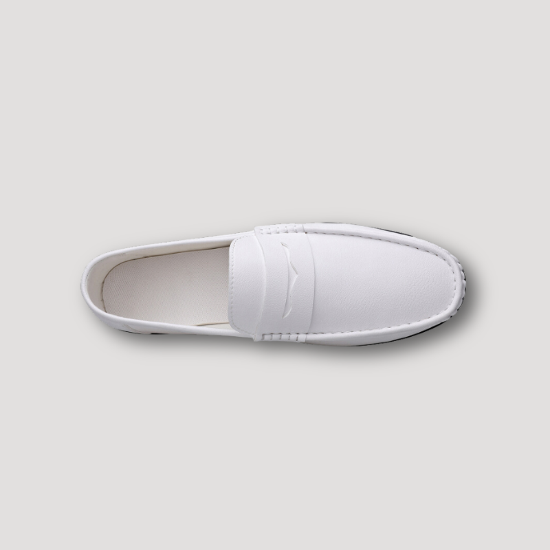 Classic White Loafers | Timeless Design | Comfortable Fit